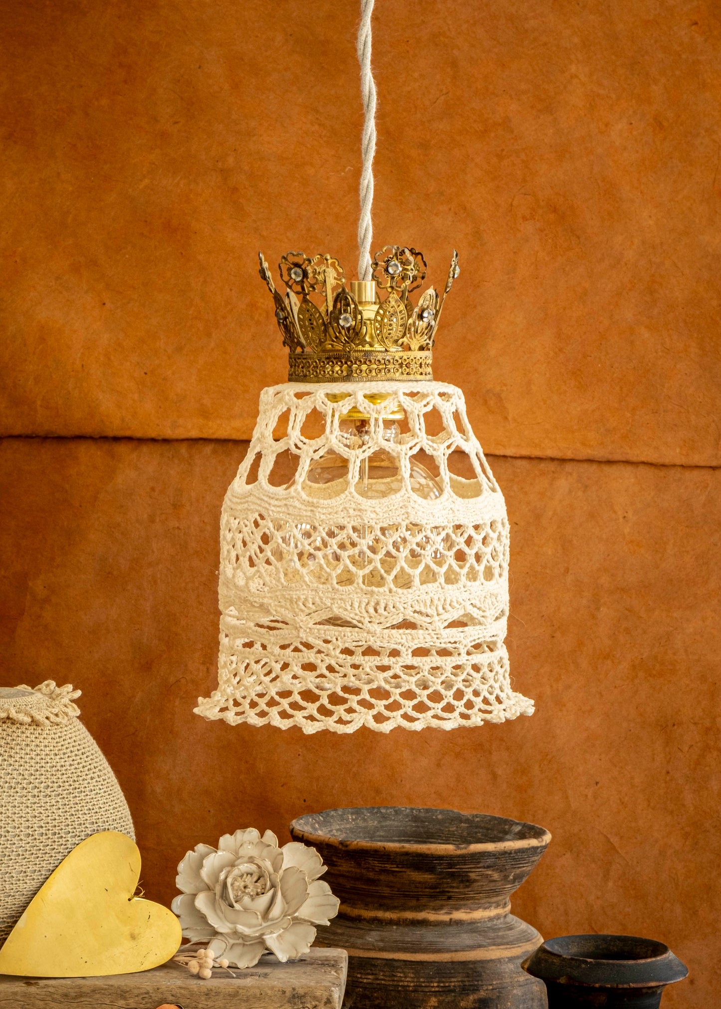 Luminaires crochetés