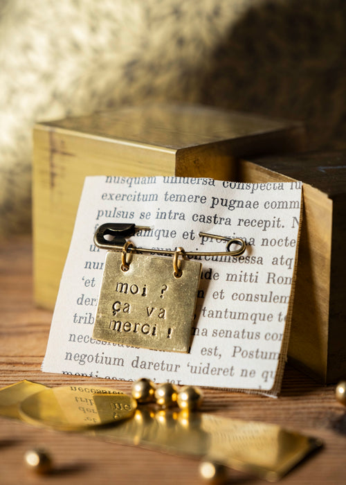 Charger l'image 1 dans la galerie. Broches à mots