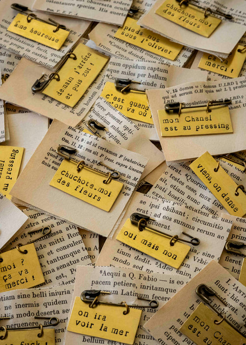 Charger l'image 1 dans la galerie. Broches à mots