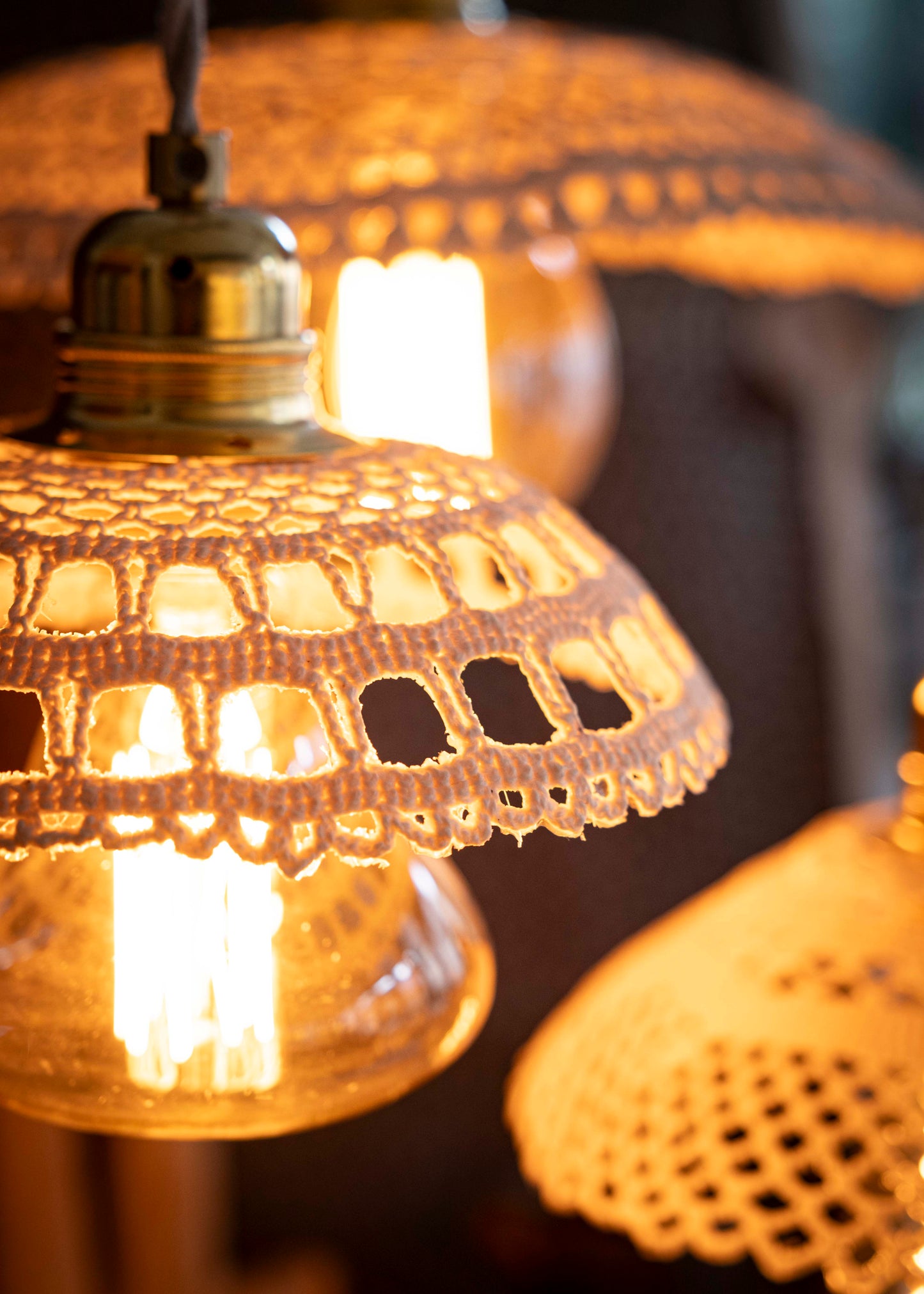 Luminaires crochetés