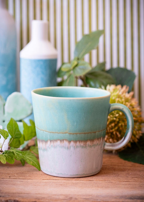 Charger l'image 1 dans la galerie. Mug bicolore - Vert, vert clair