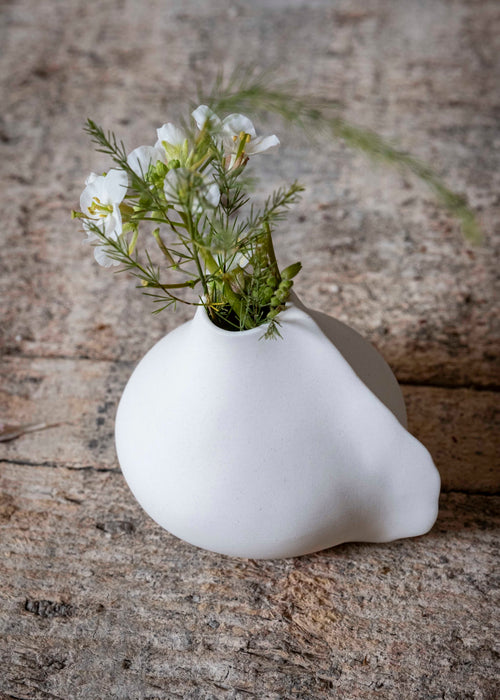 Charger l'image 1 dans la galerie. Vase Mayana
